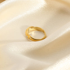 Elegant Wavy Gold Band 18k Gold Ring with Embedded Sparkling Zircon Stones